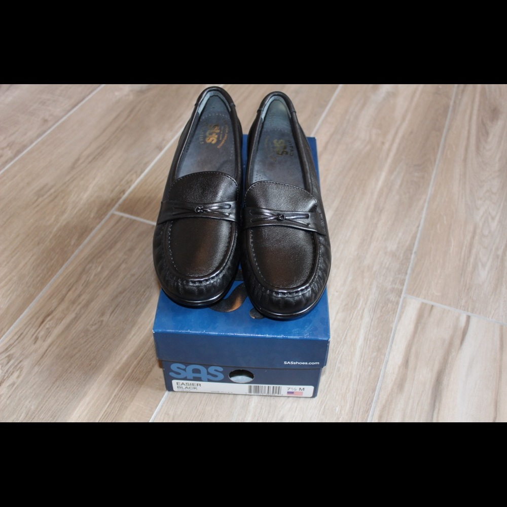 SAS Easier Black comfort foot bed 7.5 Wedge